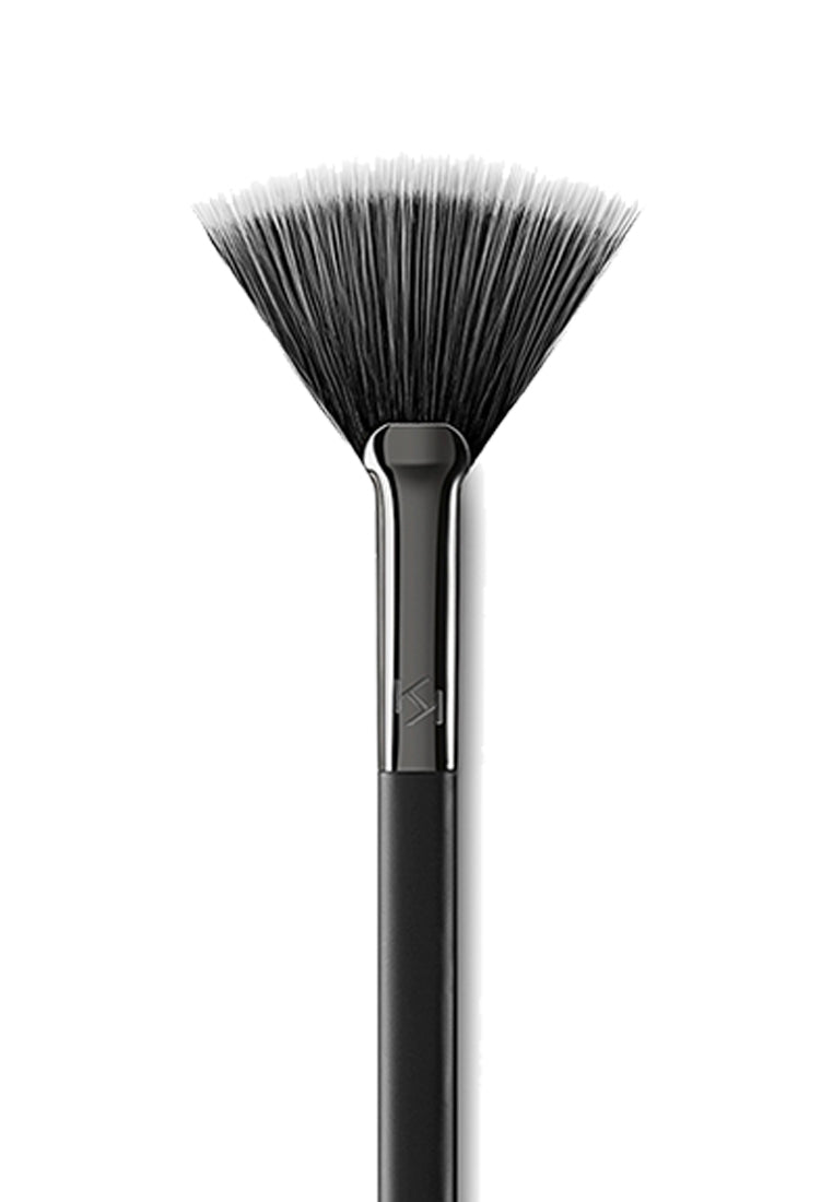 Face 12 Powder Fan Brush